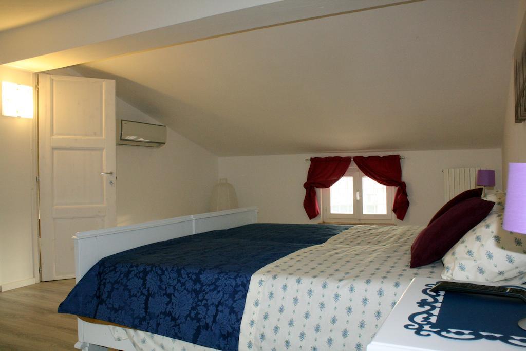B&B Corte Del Garda Castelnuovo del Garda Oda fotoğraf