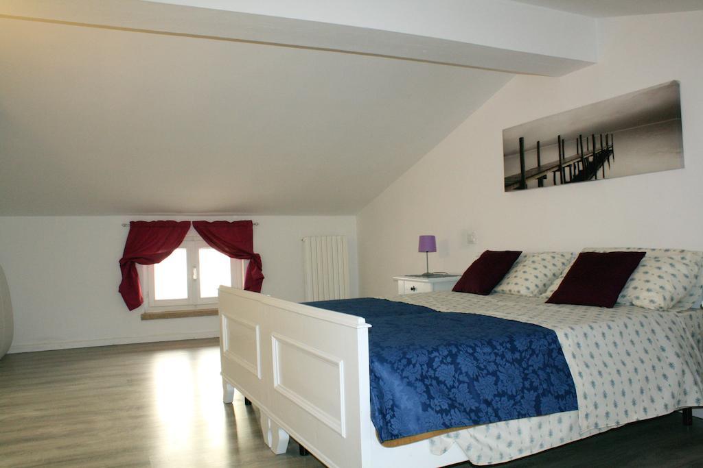 B&B Corte Del Garda Castelnuovo del Garda Oda fotoğraf